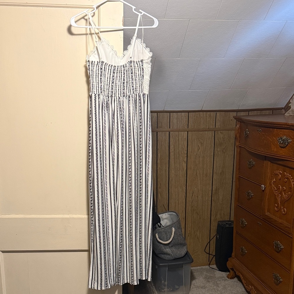 ⭐️ 2/$12 No Boundaries White and Black Striped Maxi Dress - Picture 3 of 6